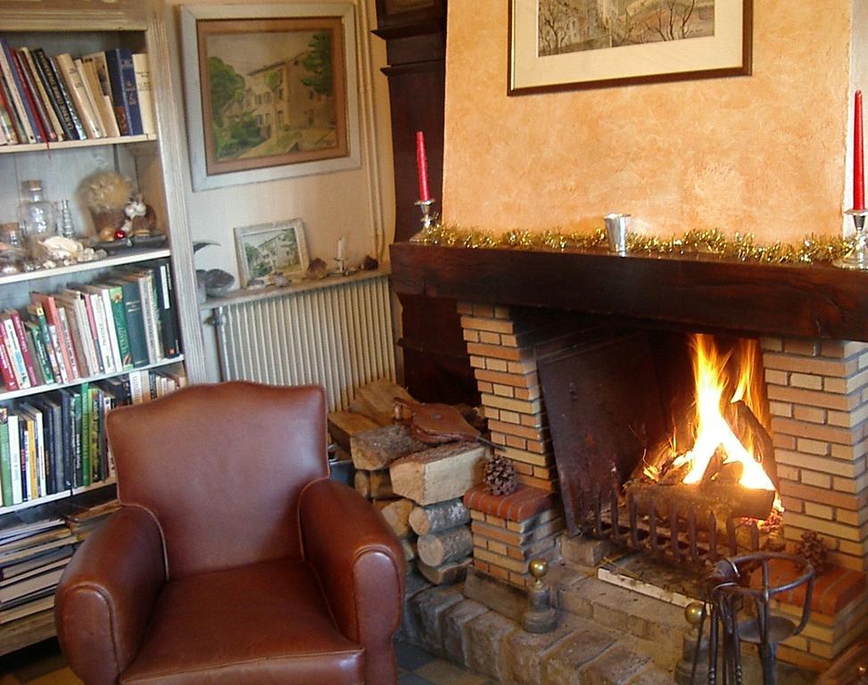 Maison D'Hotes De La Verriere Les Ardillats Εξωτερικό φωτογραφία